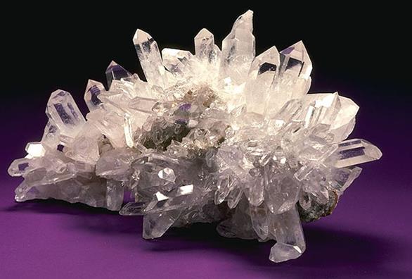 Thạch anh trắng - Đặc tính, công dụng và phương thuốc trị liệu