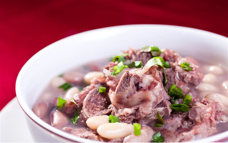 Cách làm món Canh đậu nành sườn lợn