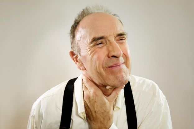 Bài thuốc hương thanh phá địch hoàn điều trị chứng mất tiếng