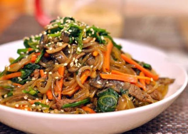 Cách làm món rau chân vịt ba màu